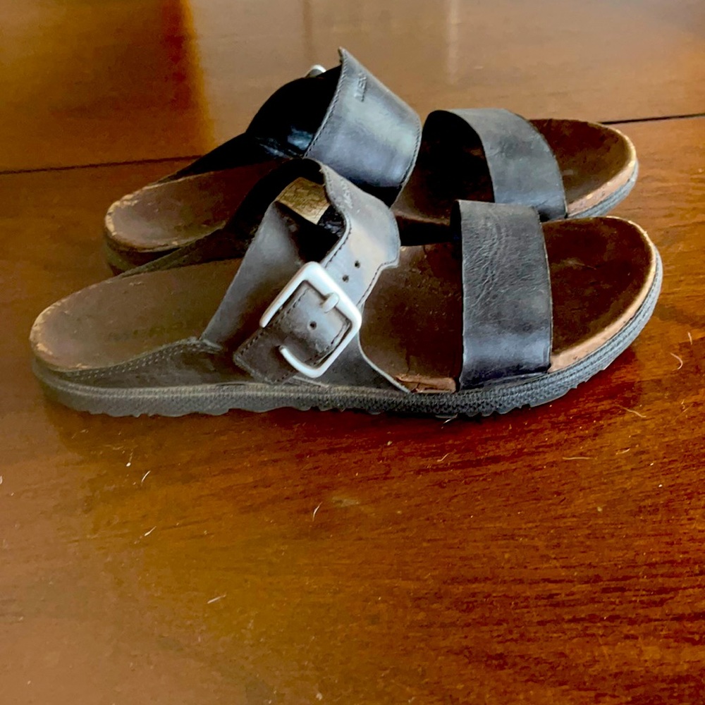 Merrell size 5